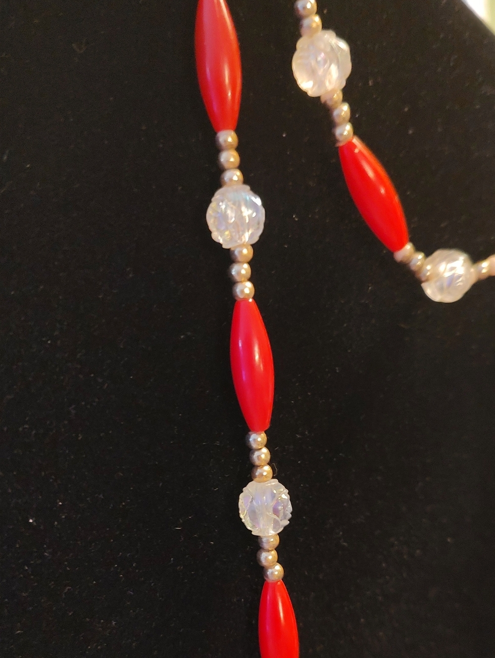 Statement Red Floral Pendant Necklace - Picture 4 of 5